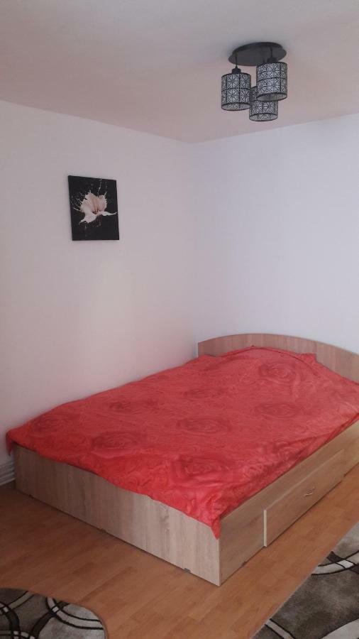 Melody Apartment อัลบายูเลีย ภายนอก รูปภาพ